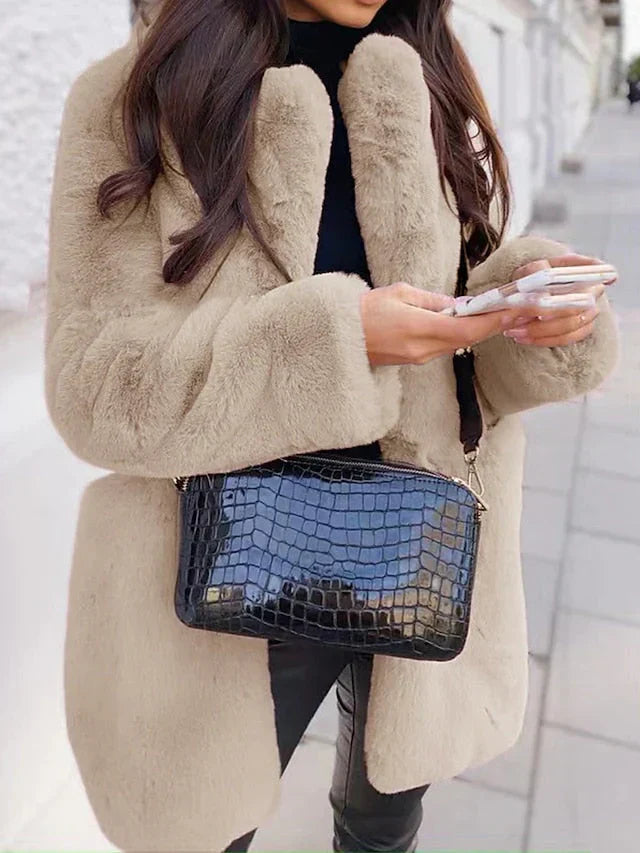 Dam Teddy Kappa – Oversized Passform – Plush Fuskpäls 5