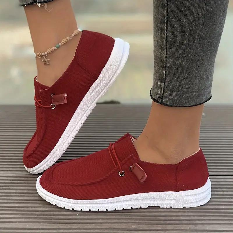 Damernas Slip-on Skor i Stilren Design 2