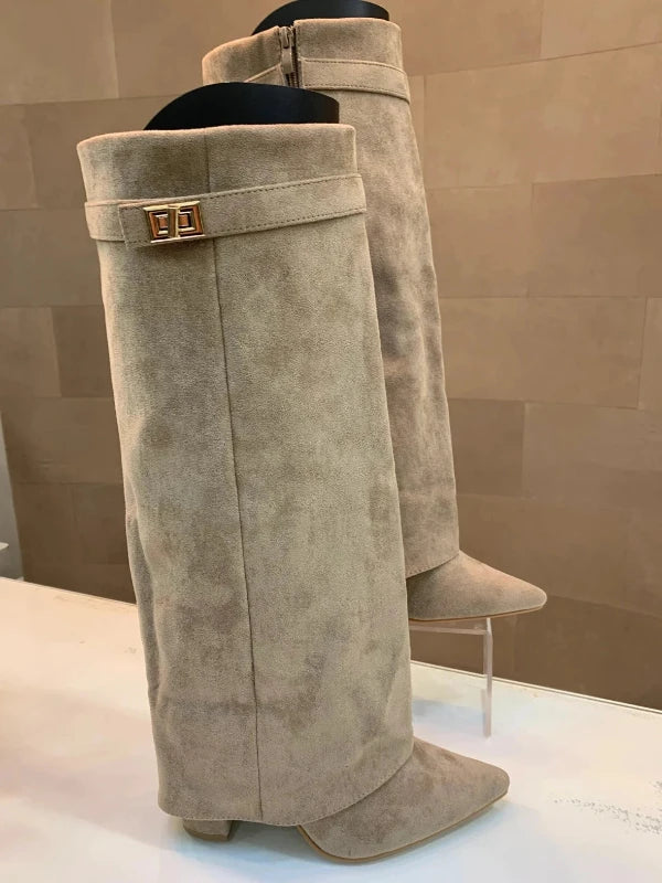 Damstövlar med Blockklack och Läderdesign 6