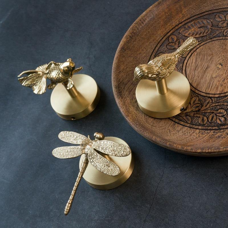 Dekorativ Djurklädkrok i Mässing 2