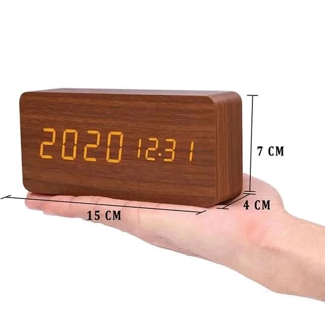 Digital Väckarklocka Med Ljus och Temperaturdisplay i Trälook 6