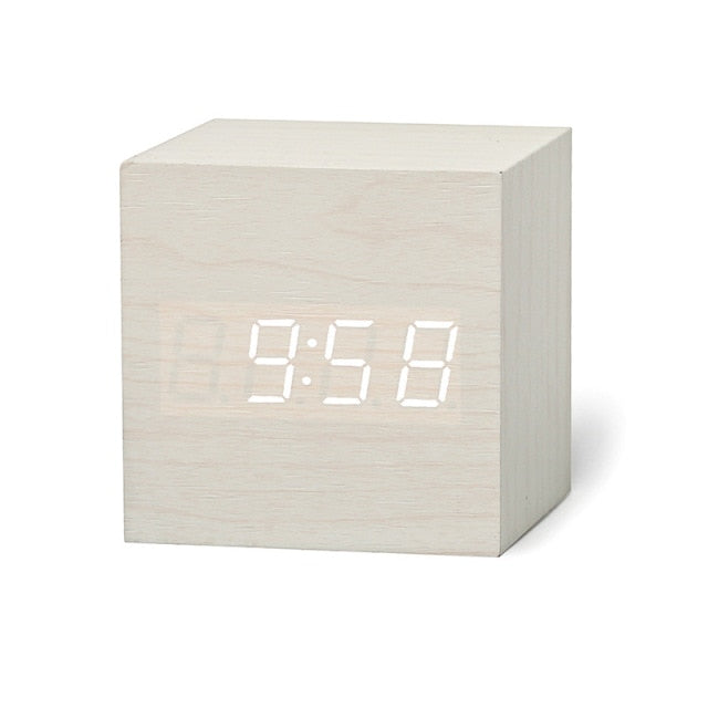 Digital Väckarklocka med LED-display och Multifunktionell Design 6