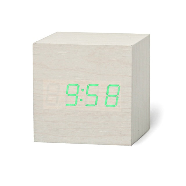 Digital Väckarklocka med LED-display och Multifunktionell Design 7