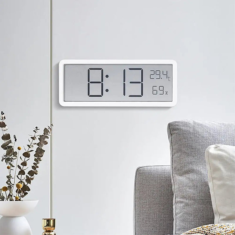 Digital Väggklocka med LED-display och Sensorer 2