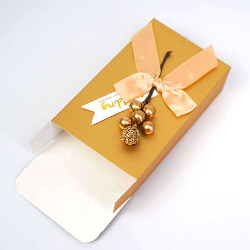 Glamorous Gifting Box