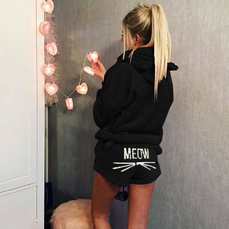 Pyjamasset med katten Warm Meow