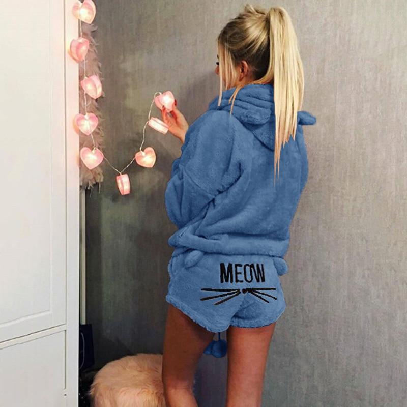 Pyjamasset med katten Warm Meow