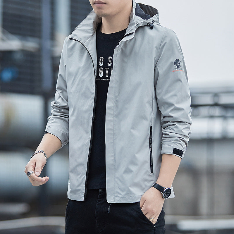 Herrjacka i Vindskyddande Design med Avtagbar Huva 2