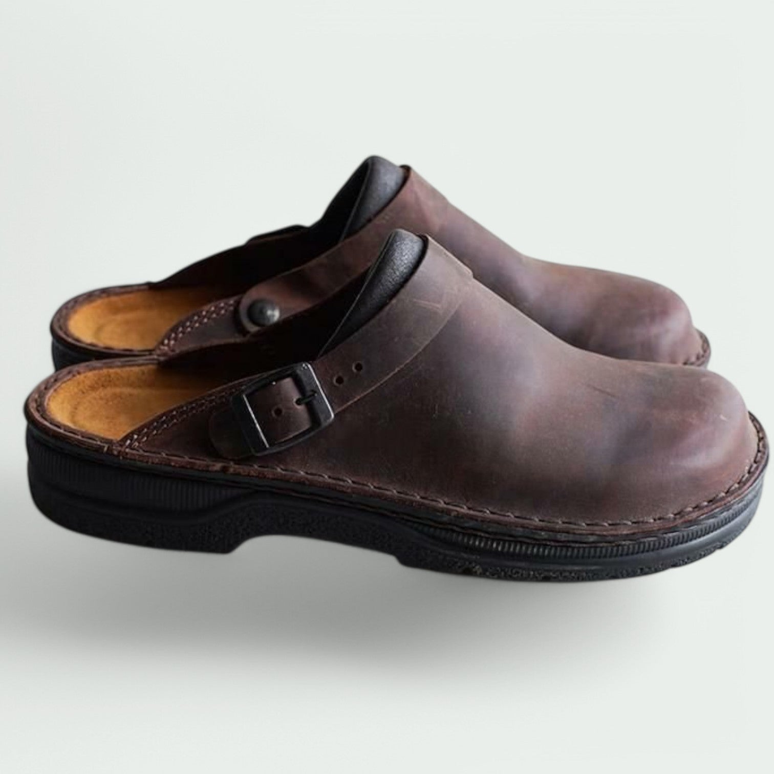 Herrsandaler i trä och textil med öppen häl 2