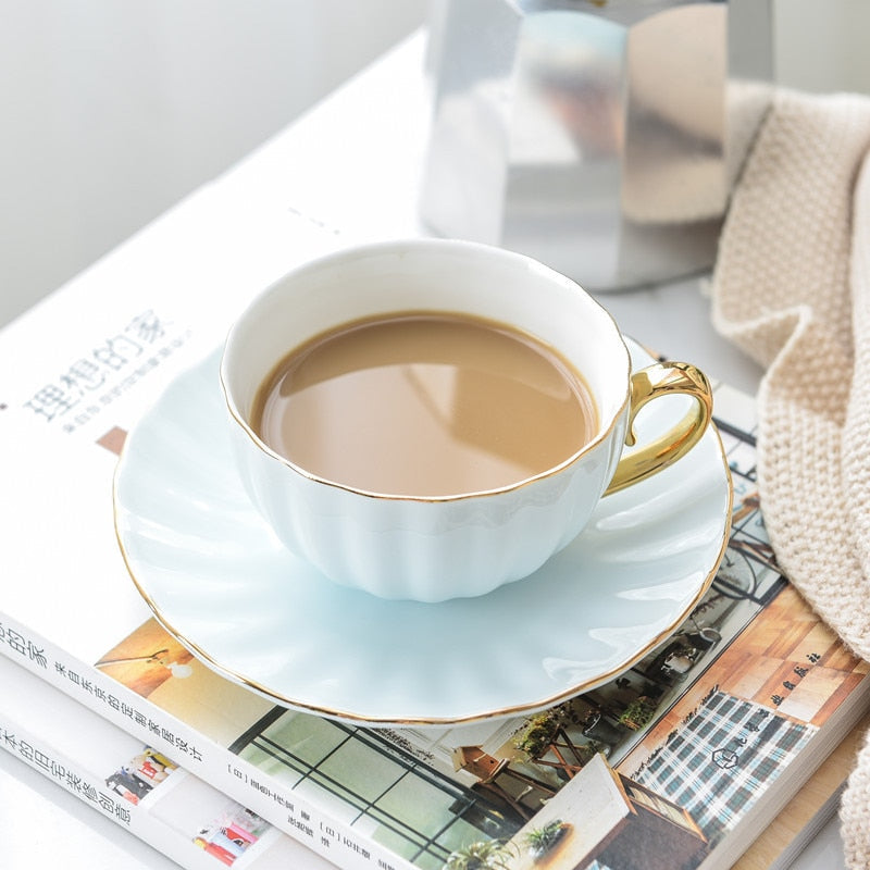 Kaffekoppar Med Fat Kreativ Design För Kaffeälskare 3