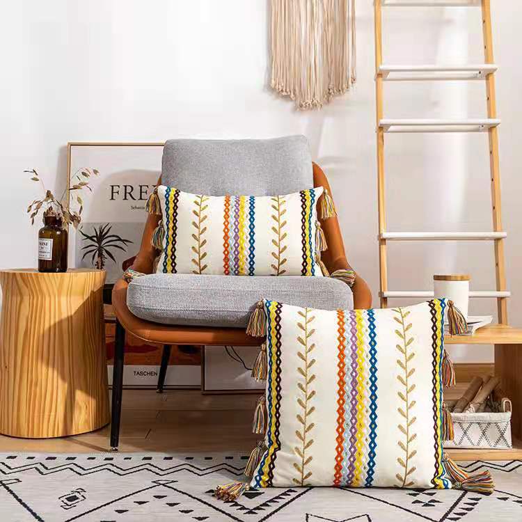 Kastkudde med Tofsar i Boho-stil 5