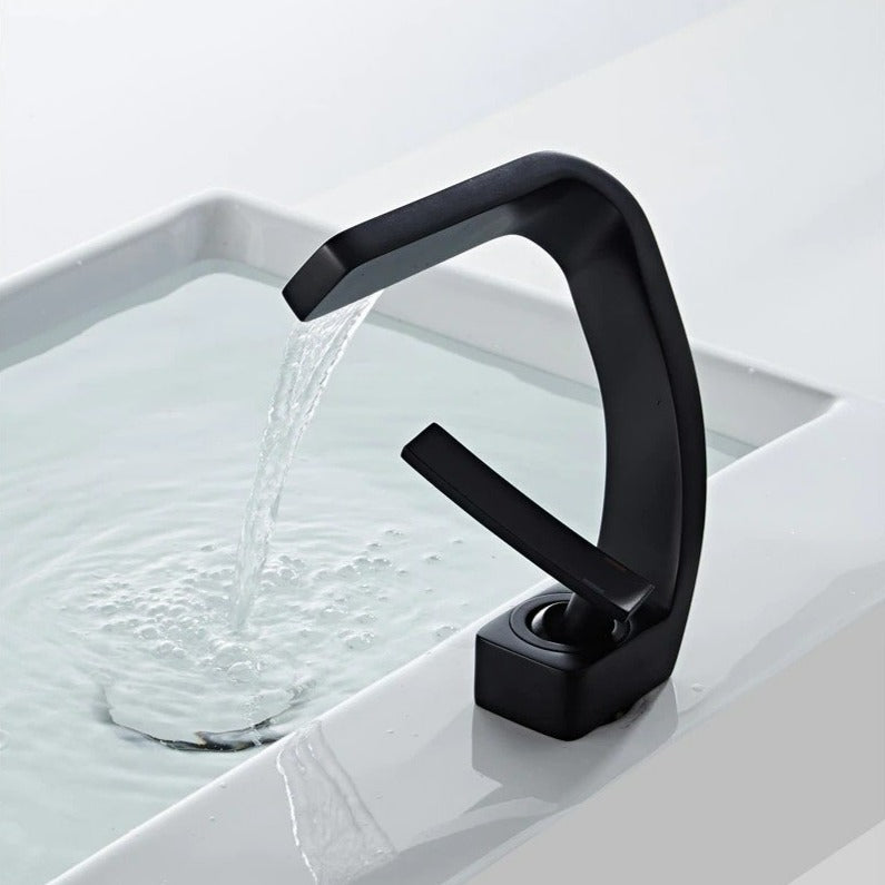 Kök Kran Modern Design Böjd för Handfat och Badrum 6