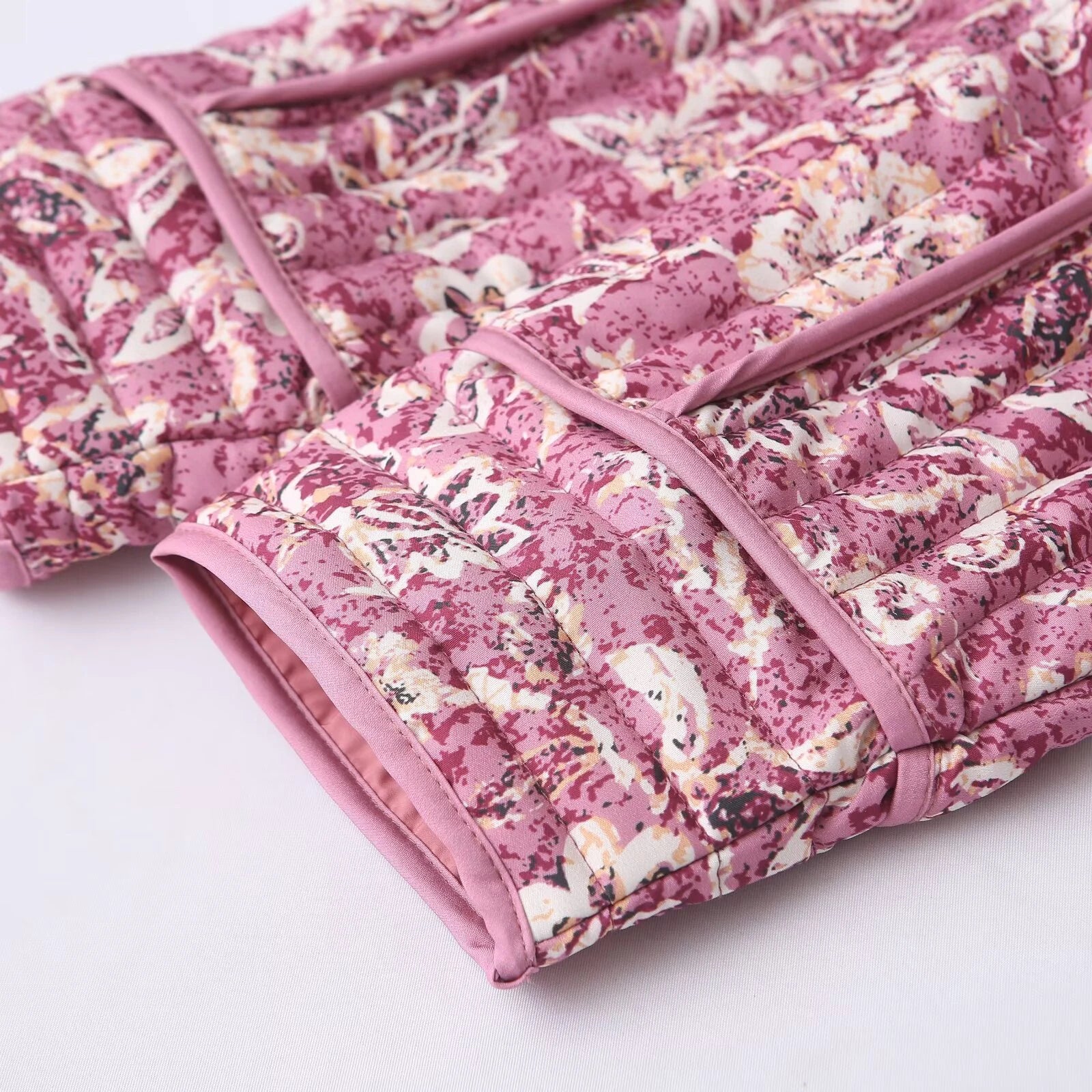 Korta Dunjacka Dam Blommönster Vadderad Pufferjacka 4