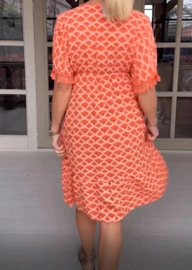 Kvinna Midi Klänning Lätt Flödande Design 6