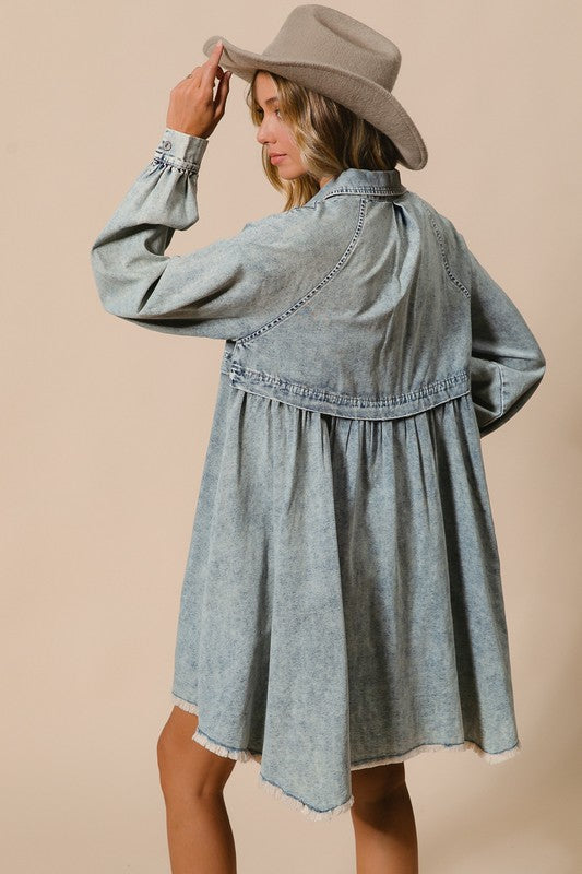 Kvinno Klänning Knappad Ljus Denim 4