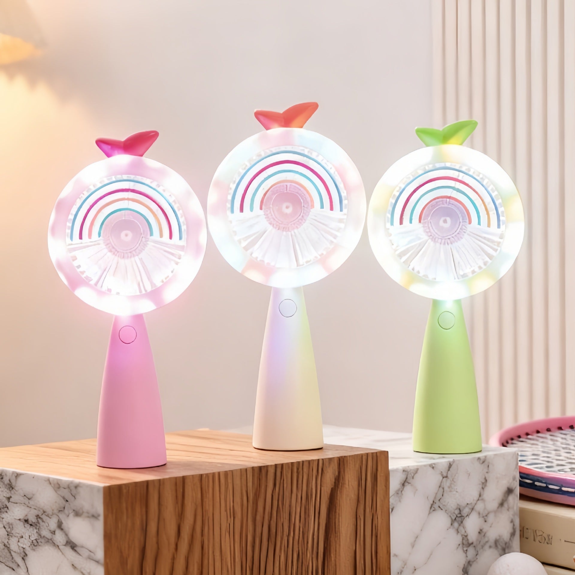 Kvinnors Bärbar USB-Handfläkt med LED-Belysning 3