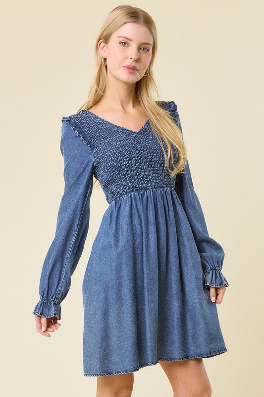 Kvinnors Mini Klänning V-Hals Smockad Denim 1