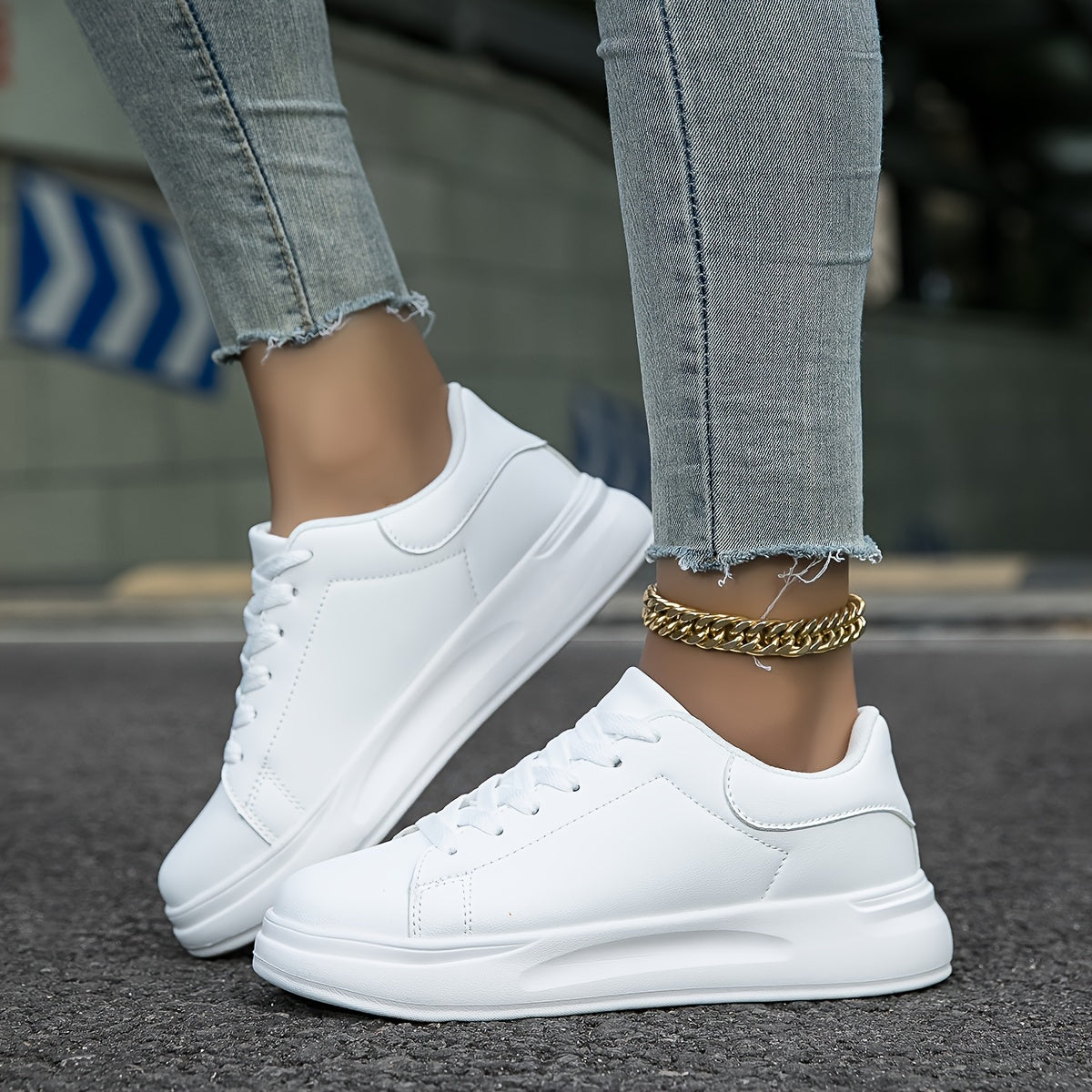 Kvinnors Sneakers i Vit Läder – Minimalistisk Casual Stil 8