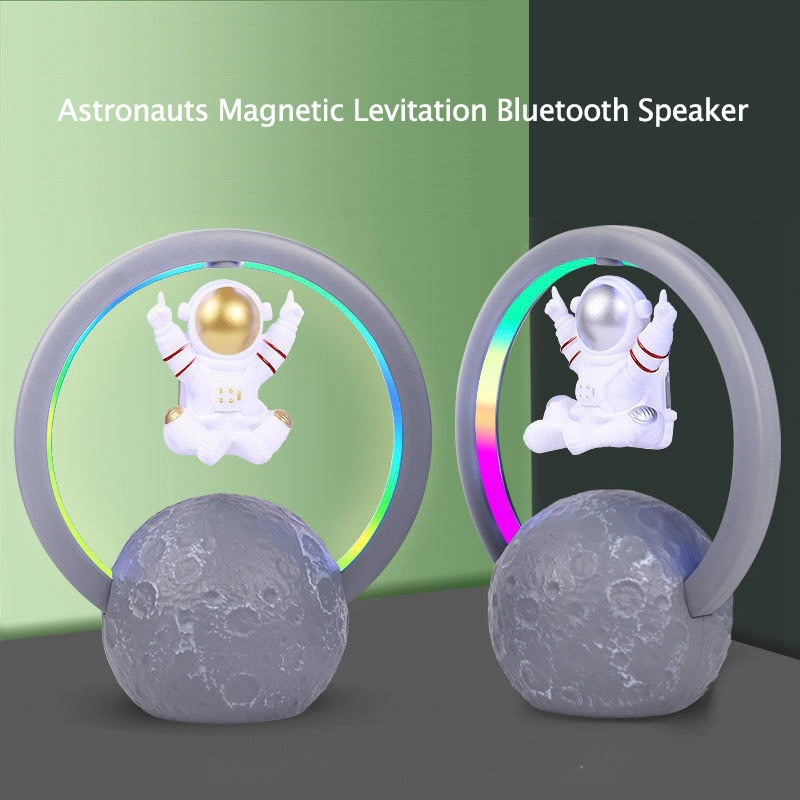 Leviterande Astronaut Högtalarlampa med RGB-ljus 3