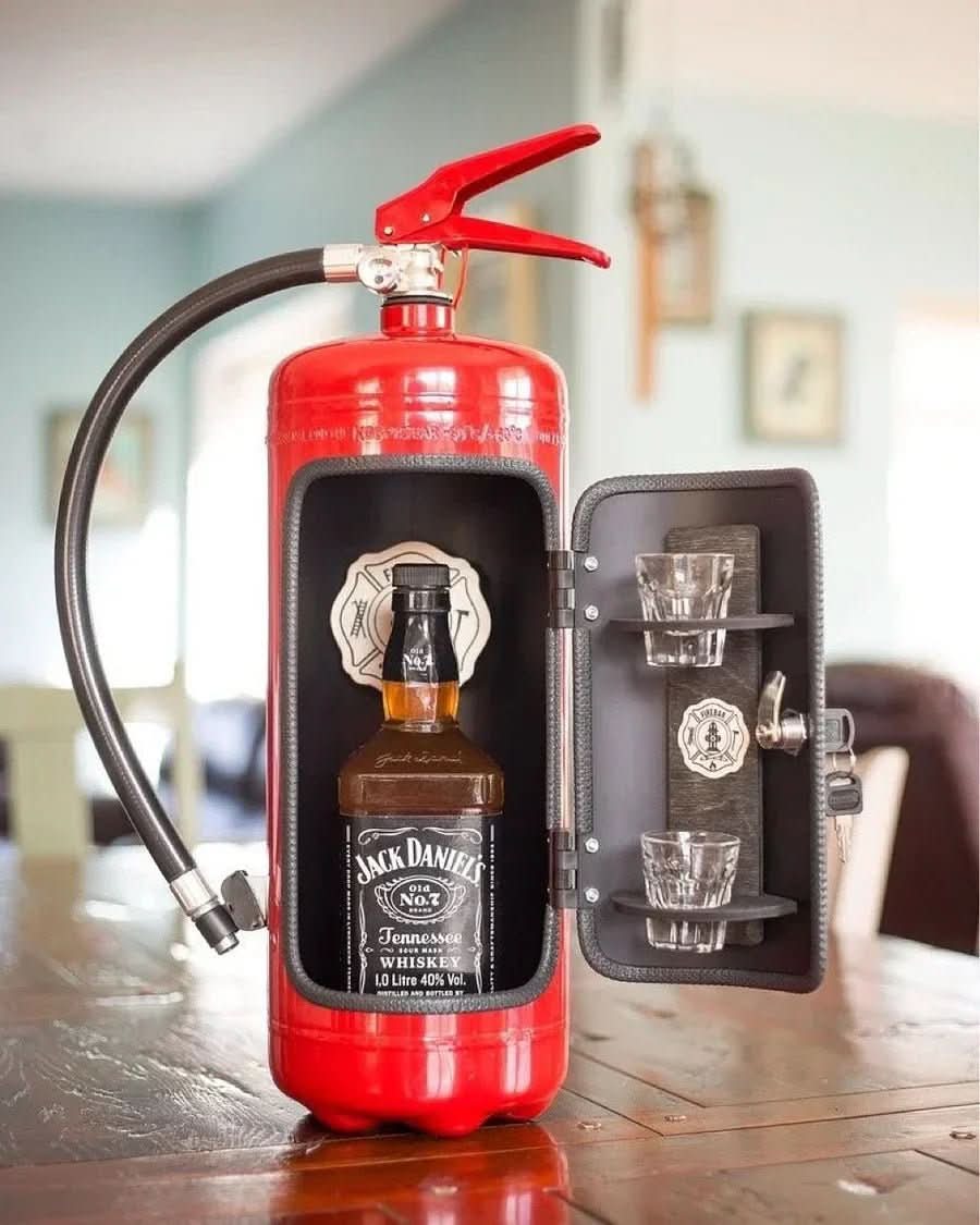 Minibar i Brandsläckardesign Diskret och Stilig 3