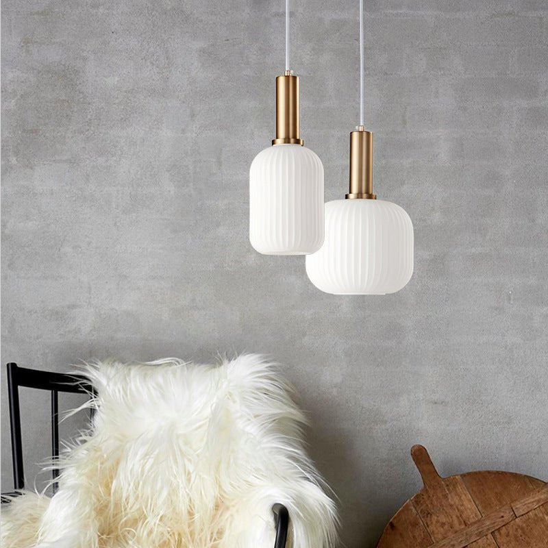 Pendellampa i glas med vintage design 6