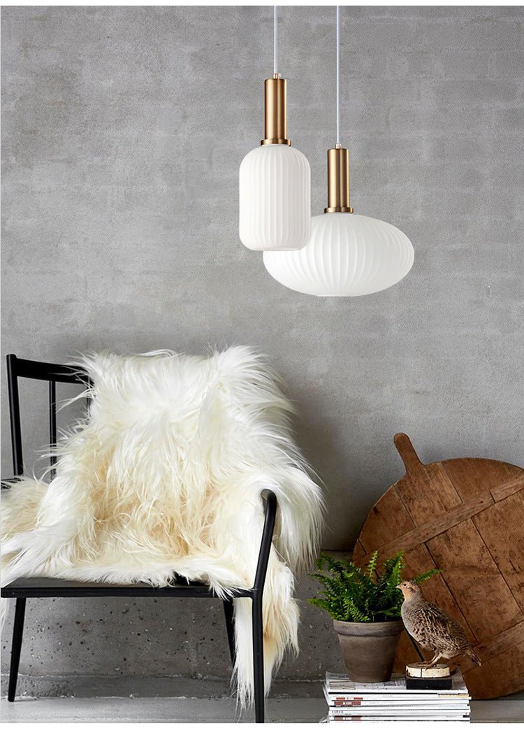 Pendellampa i glas med vintage design 8