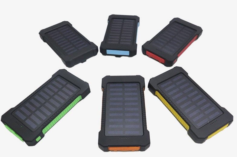 Powerbank för utomhusbruk med solenergiladdning och robust design 5