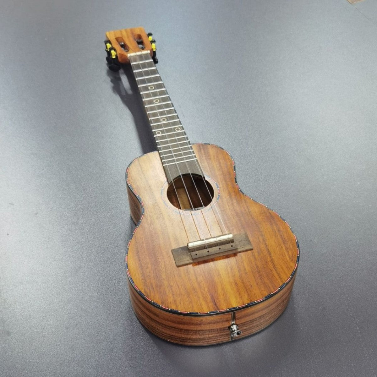 Professionell Ukulele Klassisk Modell För Musiker 4