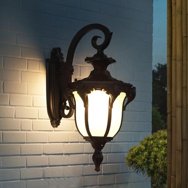 Retro Utomhuslampa för Uteplatser och Verandor, Väderbeständig Fasadbelysning 0