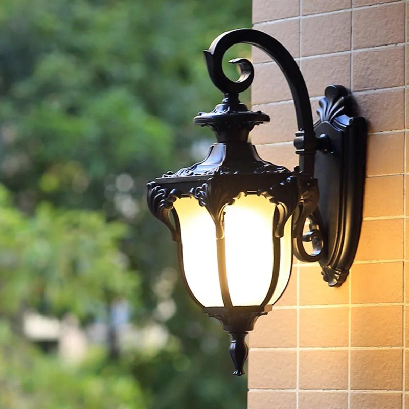 Retro Utomhuslampa för Uteplatser och Verandor, Väderbeständig Fasadbelysning 1