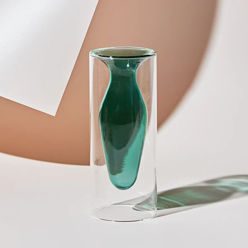 Skandinavisk Glasvas i Färgglad Design 16