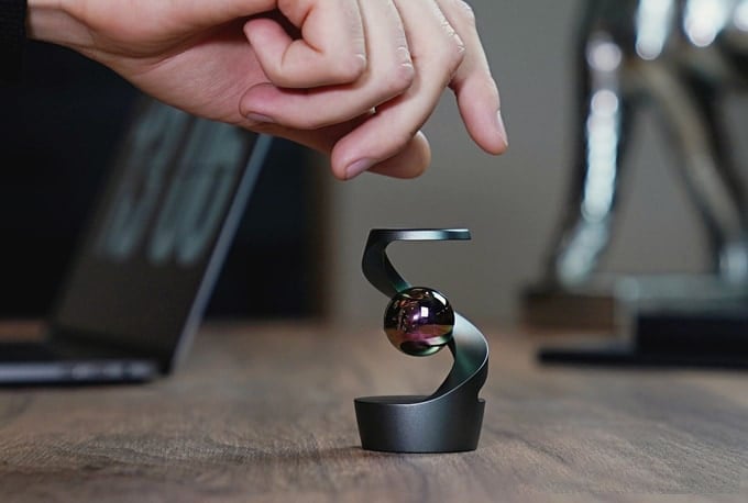 Skrivbordsleksak KinetiSphere för Kreativitet 1