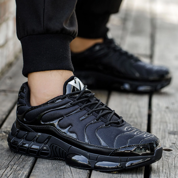 Skyddsskor för män med ståltåhätta och halkskydd 1