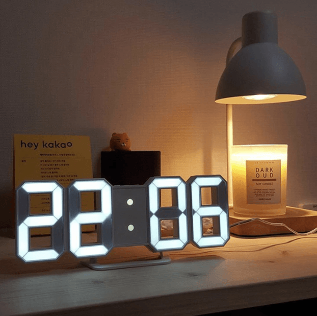 Smart 3D Digital Väckarklocka med LED-display 0