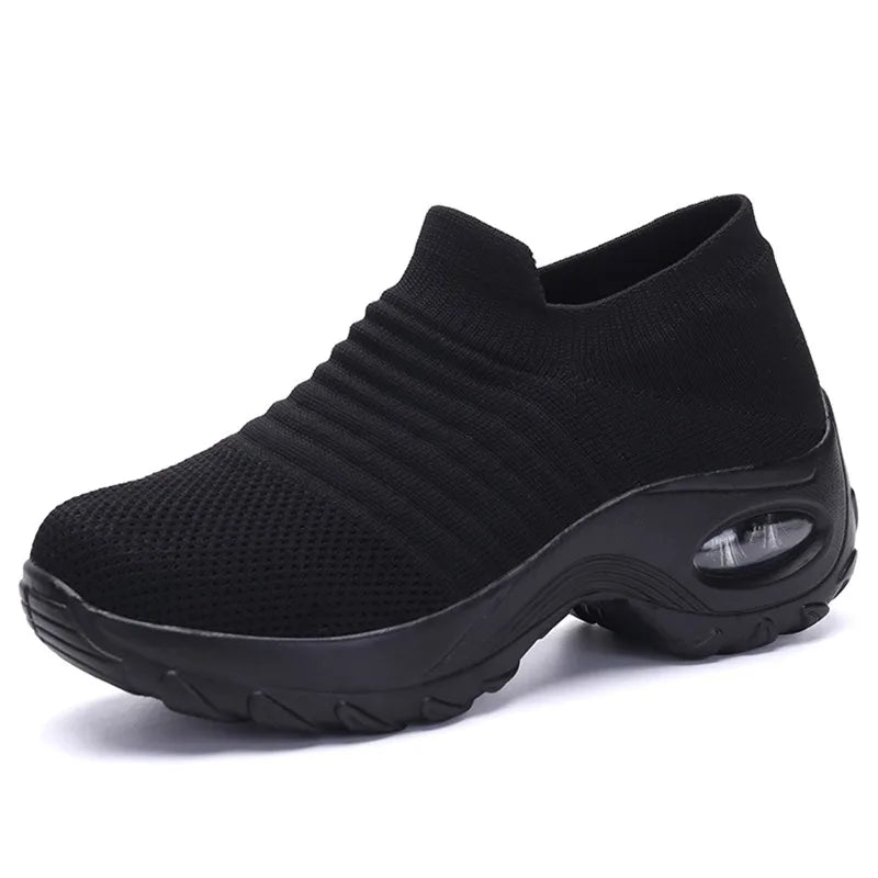 Terapeutiska sneakers med platå för kvinnor svarta vita röda 9