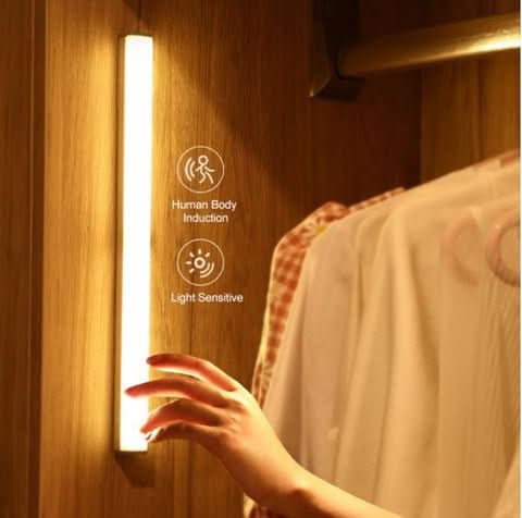Trådlös LED-ljusarmatur med Rörelsesensor 1