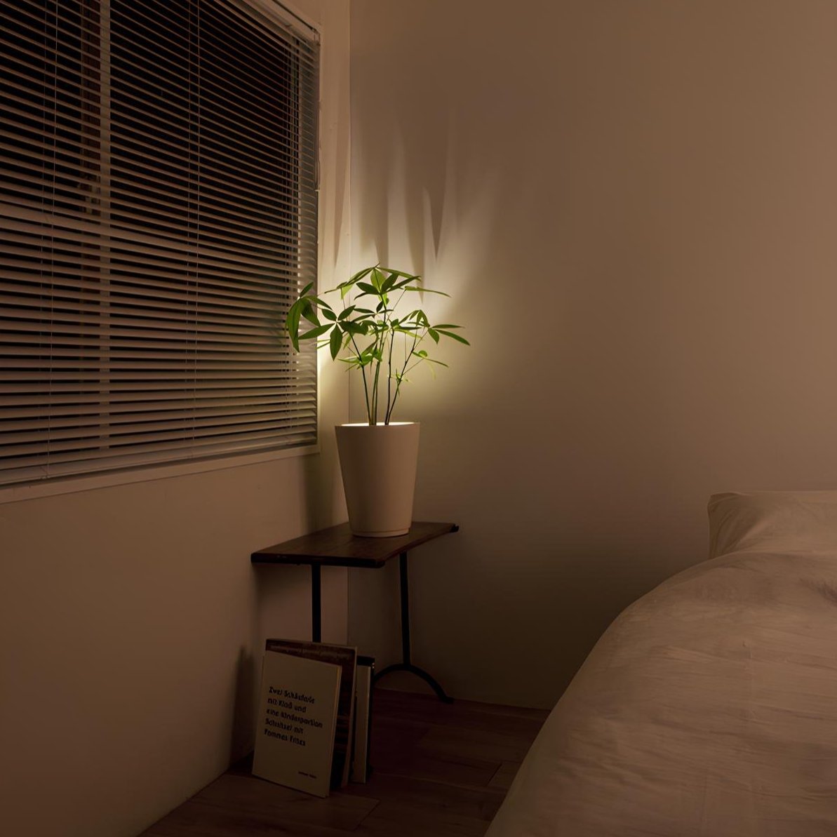 Trådlös LED-spotlight för inredning 8