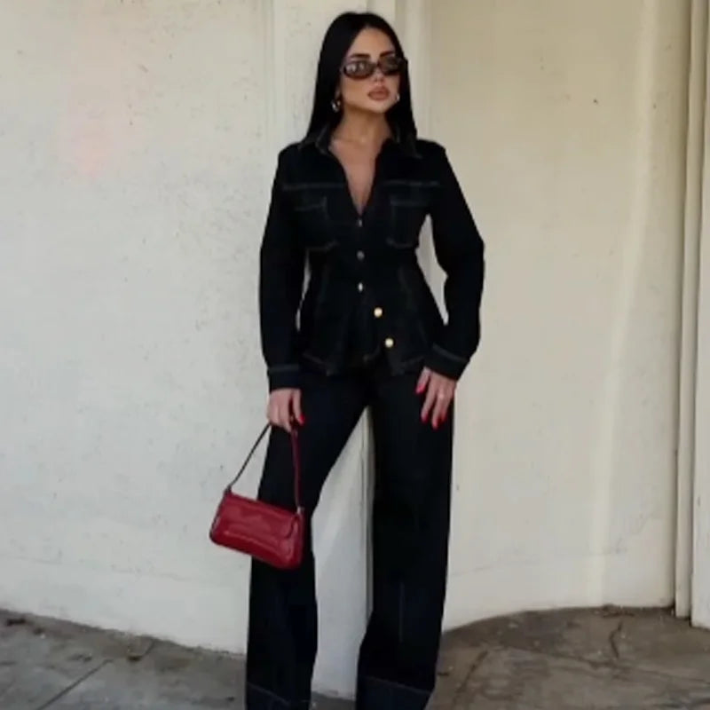 Tvådelat Set Dam i Svart Denim med Långärmad Skjorta och Utsvängda Byxor 3