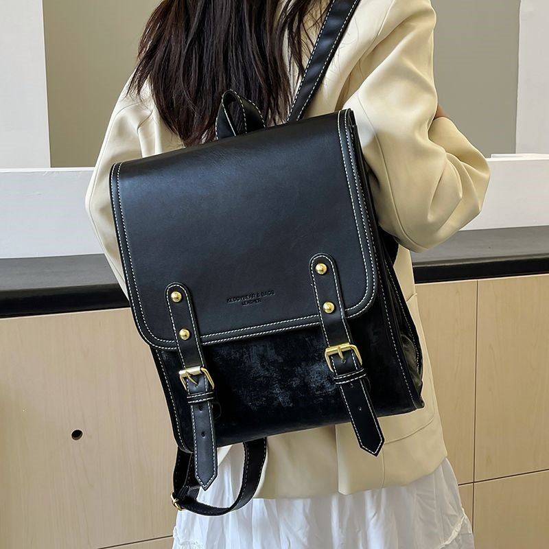 Unisex Ryggsäck med Funktionella Fack och Tidlös Design 2