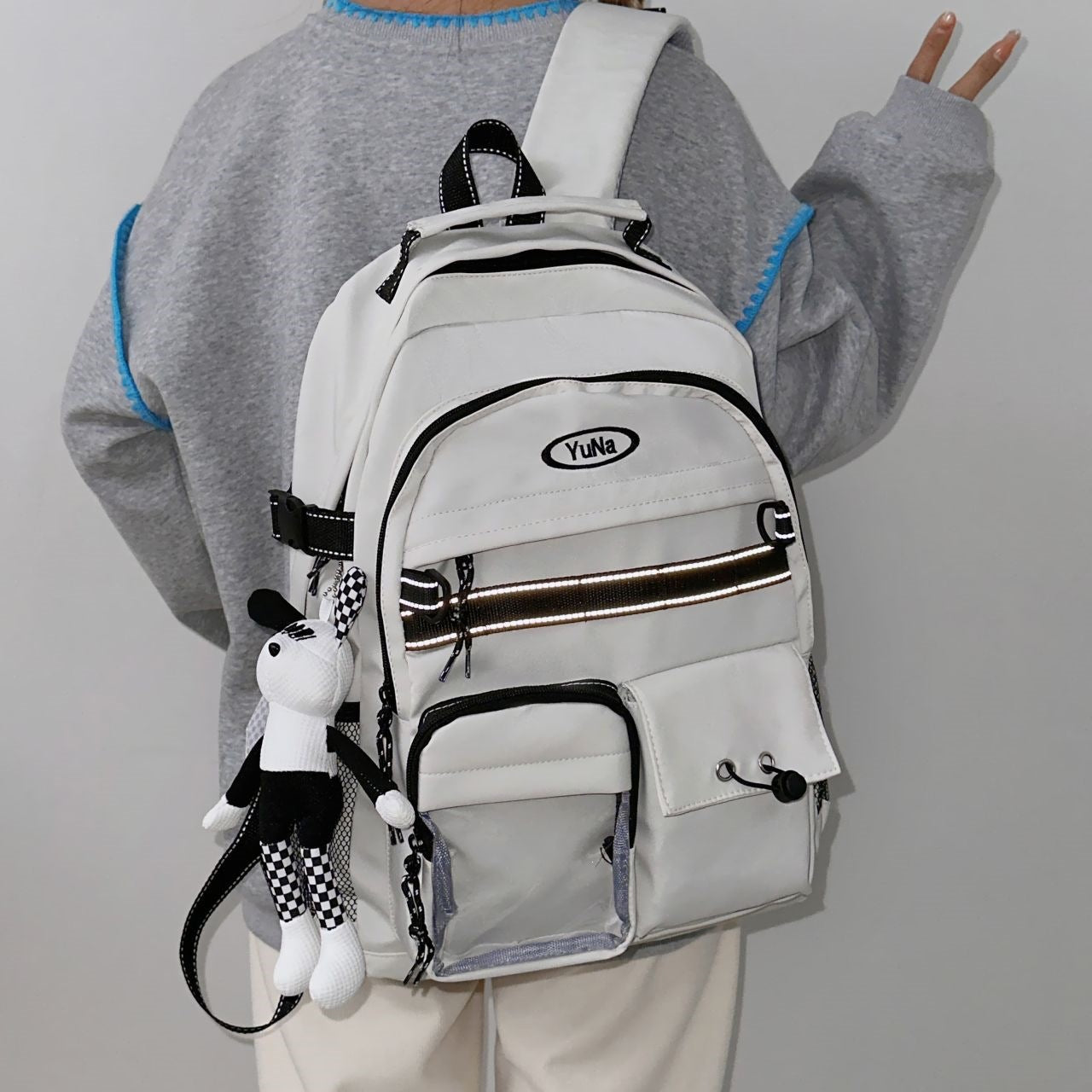 Unisex Ryggsäck med Mångsidiga Fack och Modern Design 6