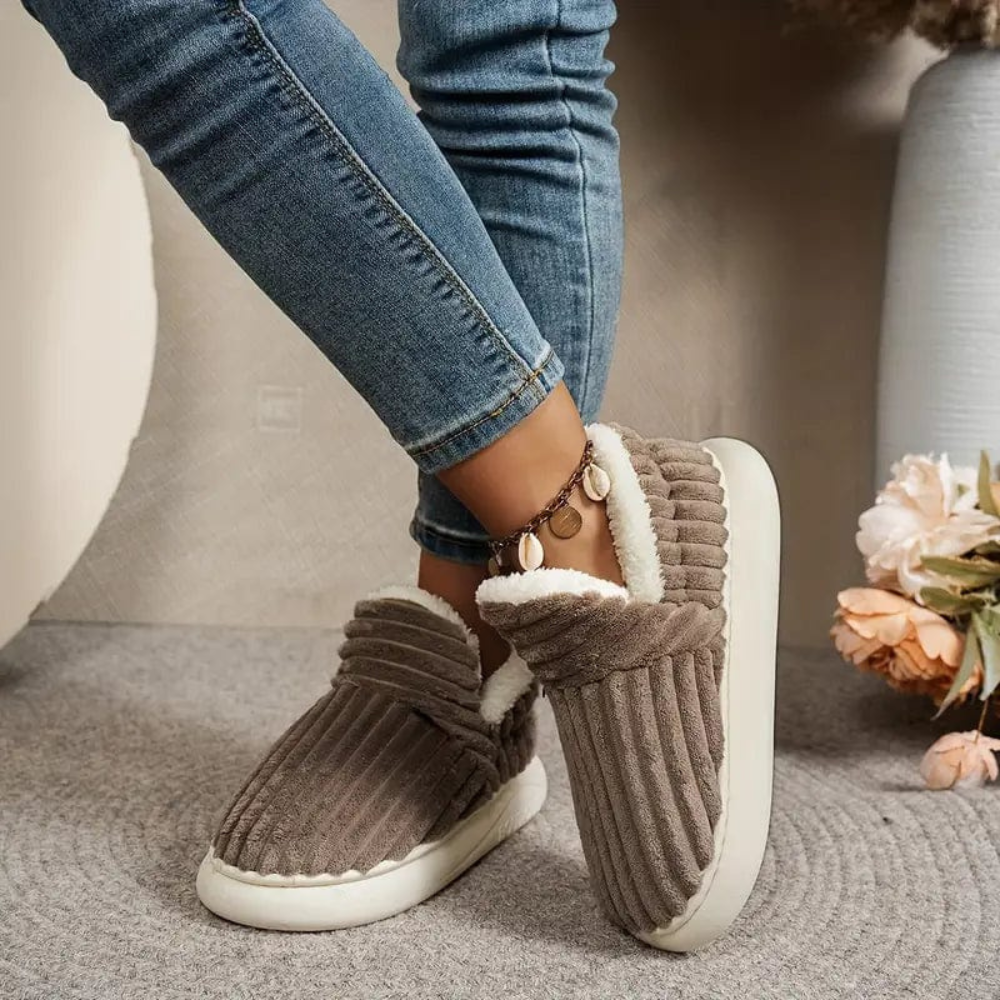 Unisex tofflor Mjuka plysch Halkfria Ergonomiska Design 11