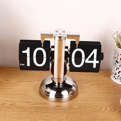 Väggklocka Modern Design med Automatiskt Roterande Element 3