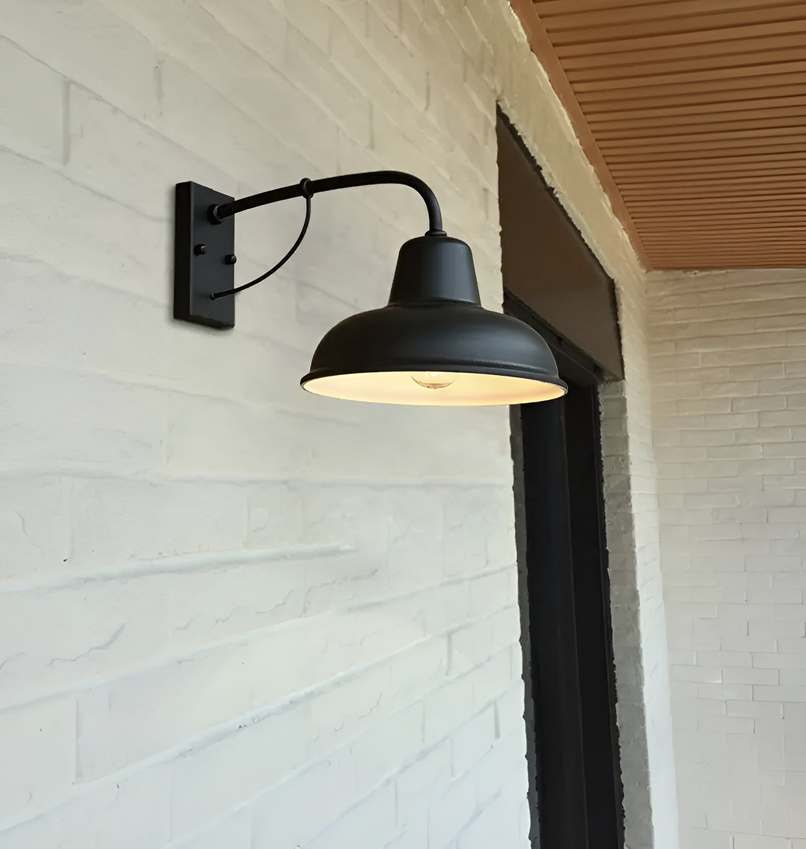 Vägglampa i Antik Stil med Industriell Design 0
