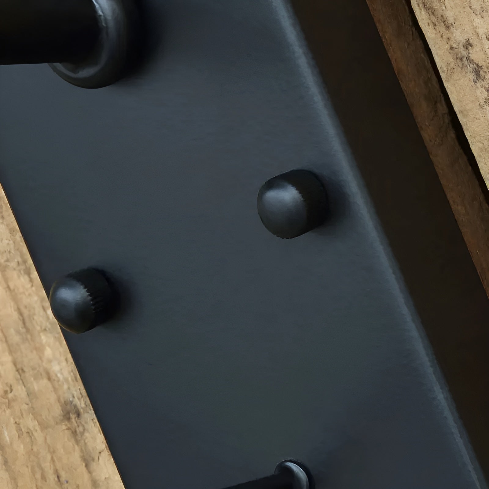 Vägglampa i Antik Stil med Industriell Design 6