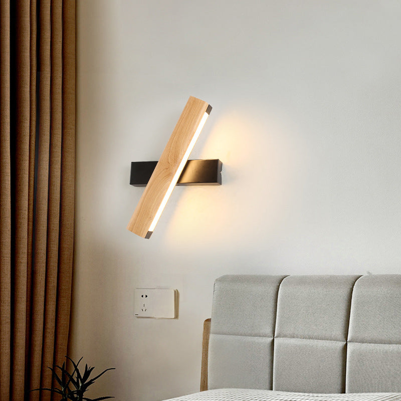 Vägglampa i trä med vridbar LED för sovrum och läshörn 2