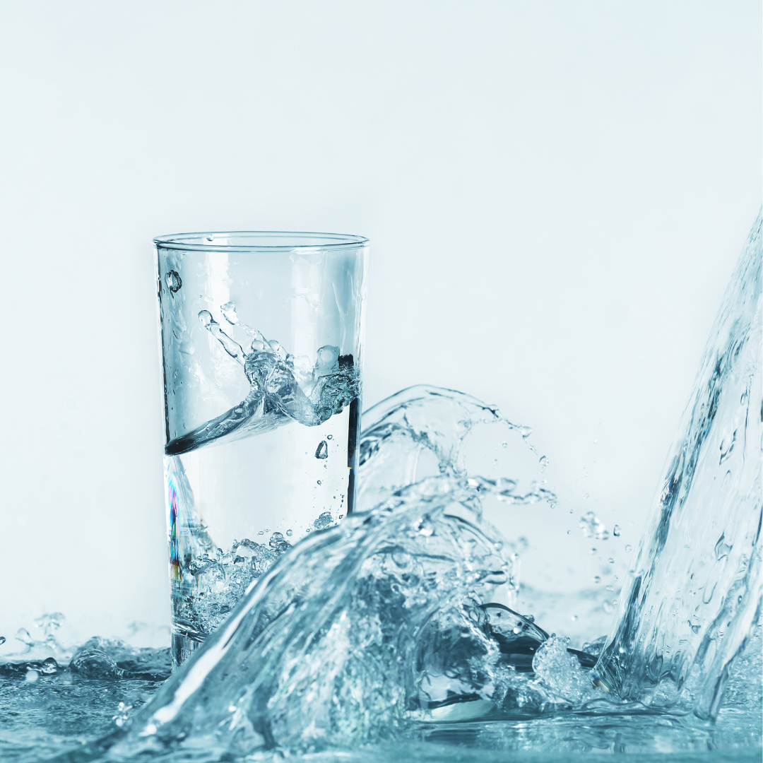 Vattenflaska i Glas med Innovativ Design 4