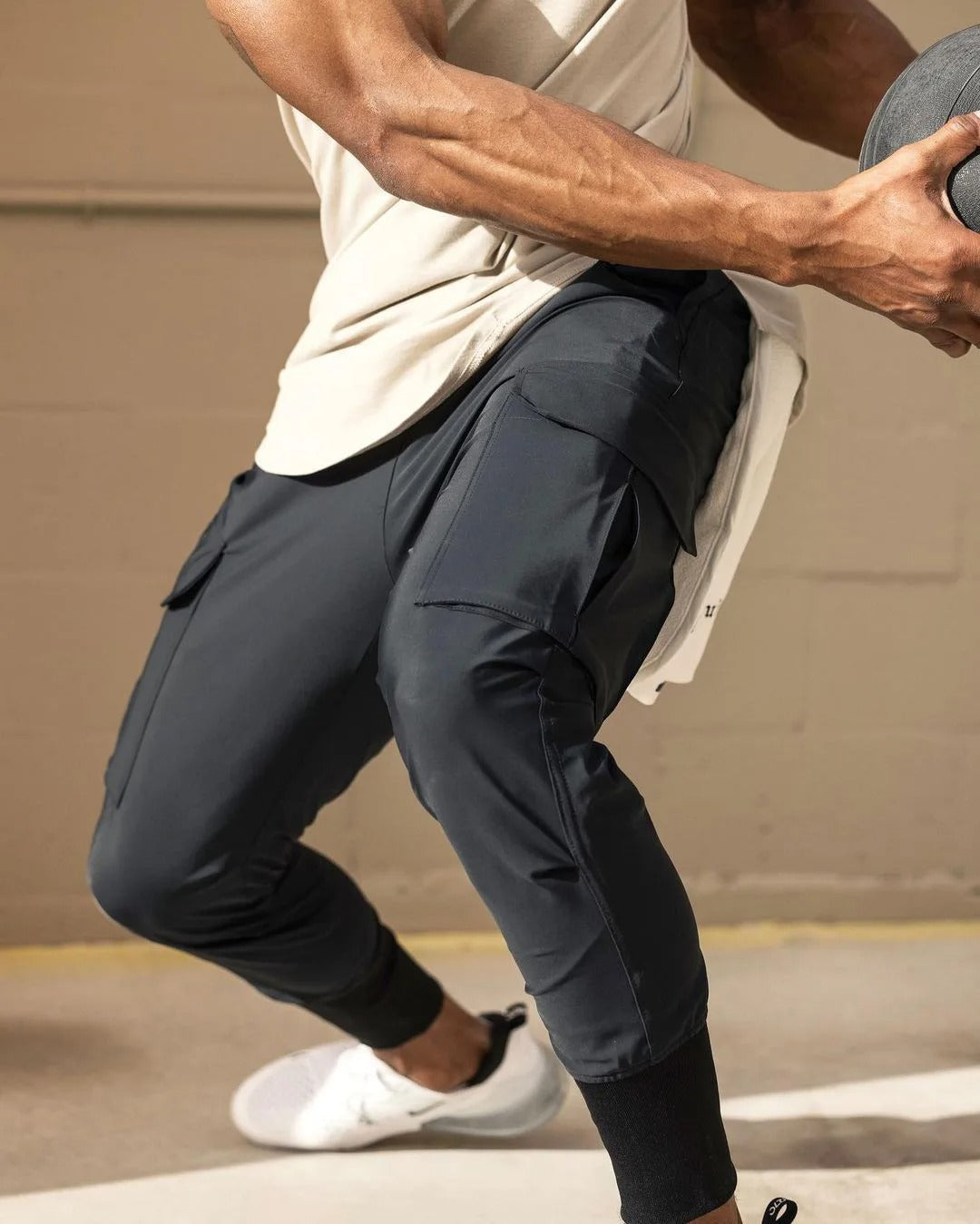 Snabborkande träningsbyxor för män