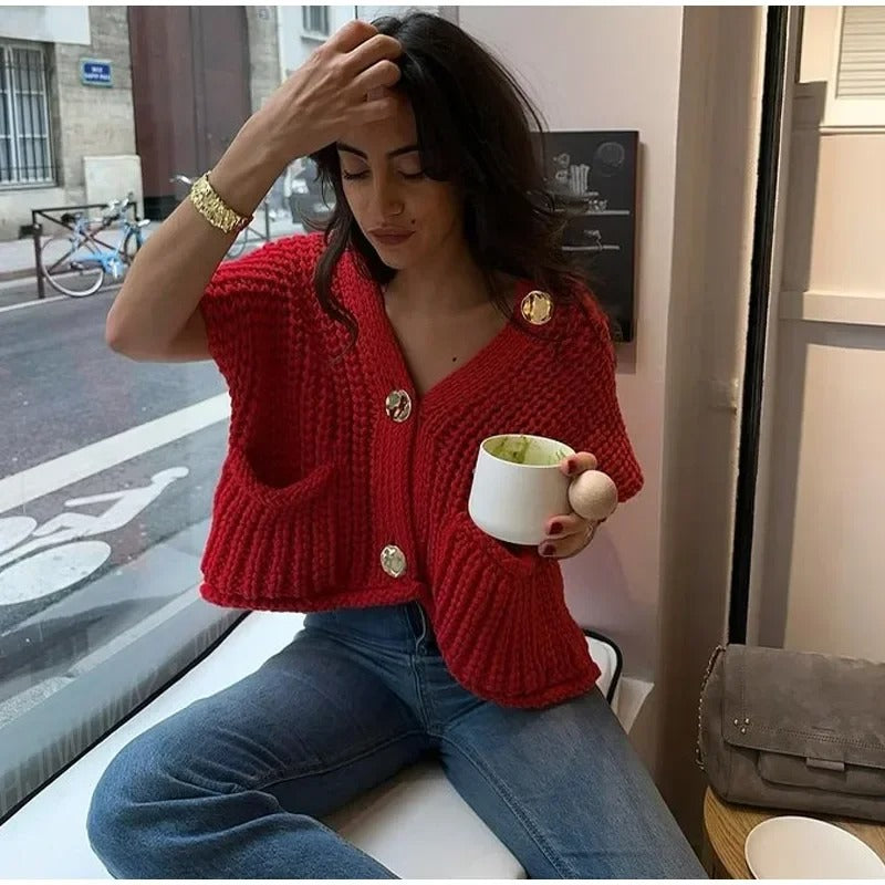 Stickad cardigan för damer med metallknappar