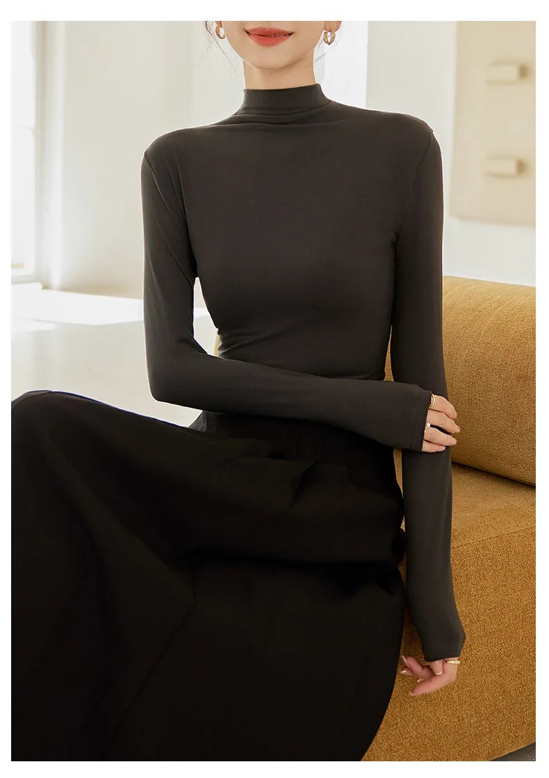 Långärmad T-shirt med hög krage för kvinnor