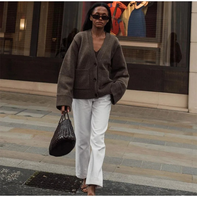 Solid V-ringad damkofta med ficka